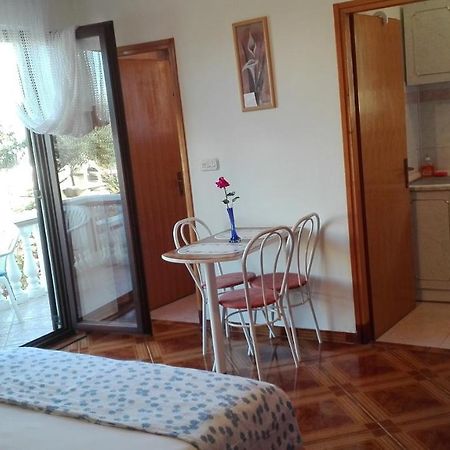 Apartment Mirjana 比比涅 外观 照片