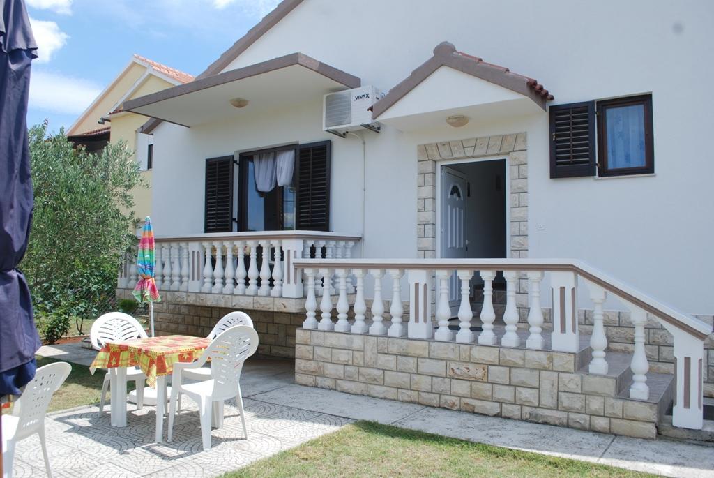 Apartment Mirjana 比比涅 外观 照片