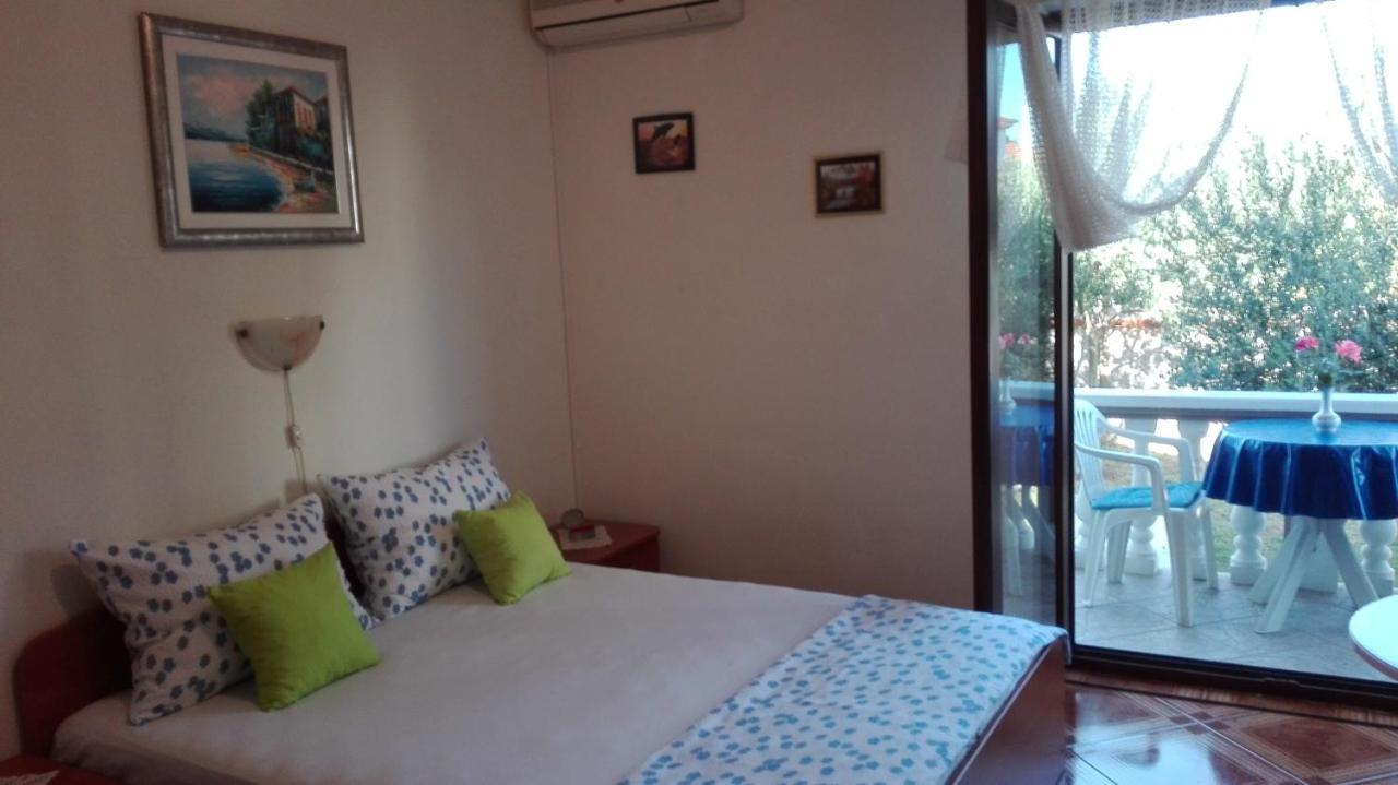 Apartment Mirjana 比比涅 外观 照片